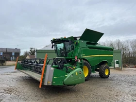 Зерноуборочный комбайн John Deere S670i 2016 год. - Фото: 1