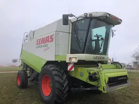 Claas LEXION 440 Evolution 2003 год. - Фото: 1