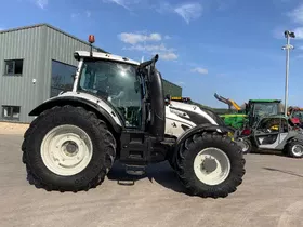Valtra T234 Versu Twin Trac 2015 р. - Фото: 1
