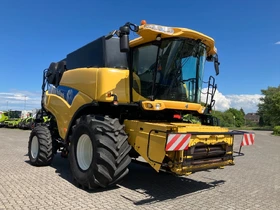 New Holland CR 9090 Allrad 2009 р. - Фото: 1