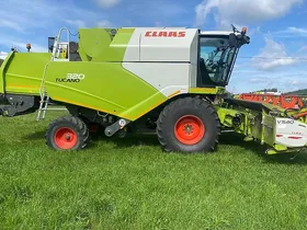 CLAAS Tucano 320 2012 г. - Фото: 2