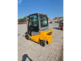 Jungheinrich EFG S30s /batt 2021/ 4601mh/ 4.7m - Фото: 2