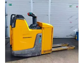Jungheinrich ERE 225 batt2025/ 2t - Фото: 2