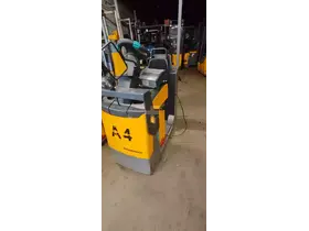 Jungheinrich EZS130 - Фото: 2
