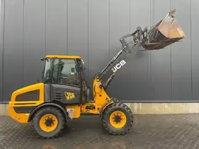 JCB 407 2019 г. - Фото: 1