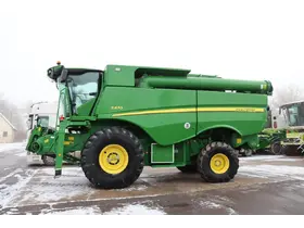 John Deere S 670 2011 р. - Фото: 2