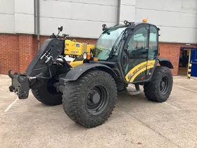 New Holland TH7.42 2022 г. - Фото: 1