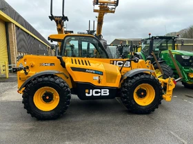 JCB 542-70 Agri Pro 2020 р - Фото: 1