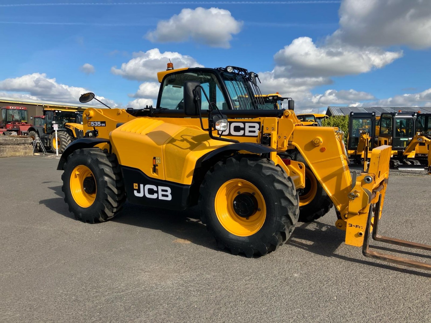 Телескопічний навантажувач Jcb Jcb 535 95 2021 рік купити в Україні 