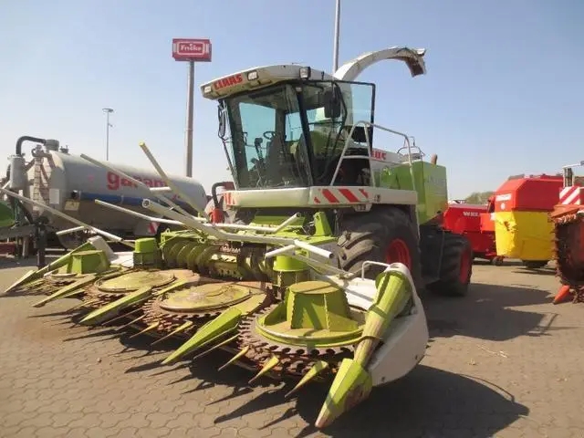 Фото комбайни Claas для збору кукурудзи