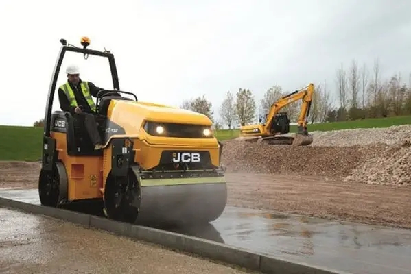 Фото дорожного катка JCB