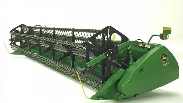 Фото жатки комбайна John Deere
